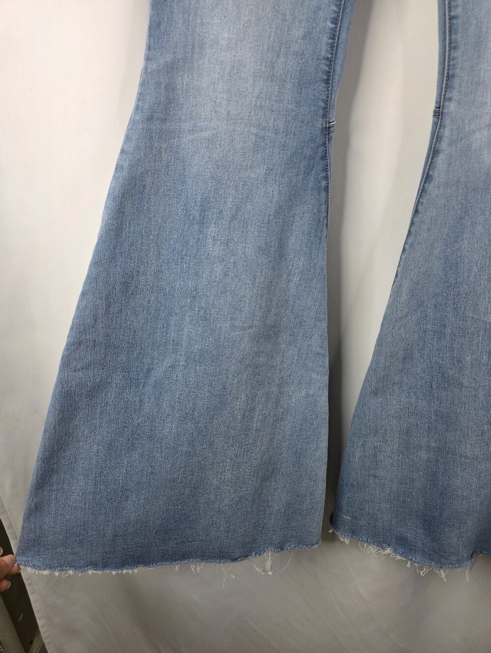 FREE PEOPLE Size 27 Just Float On Flare Jeans Bell Bottoms RAW Hem High Waist - Picture 5 of 16